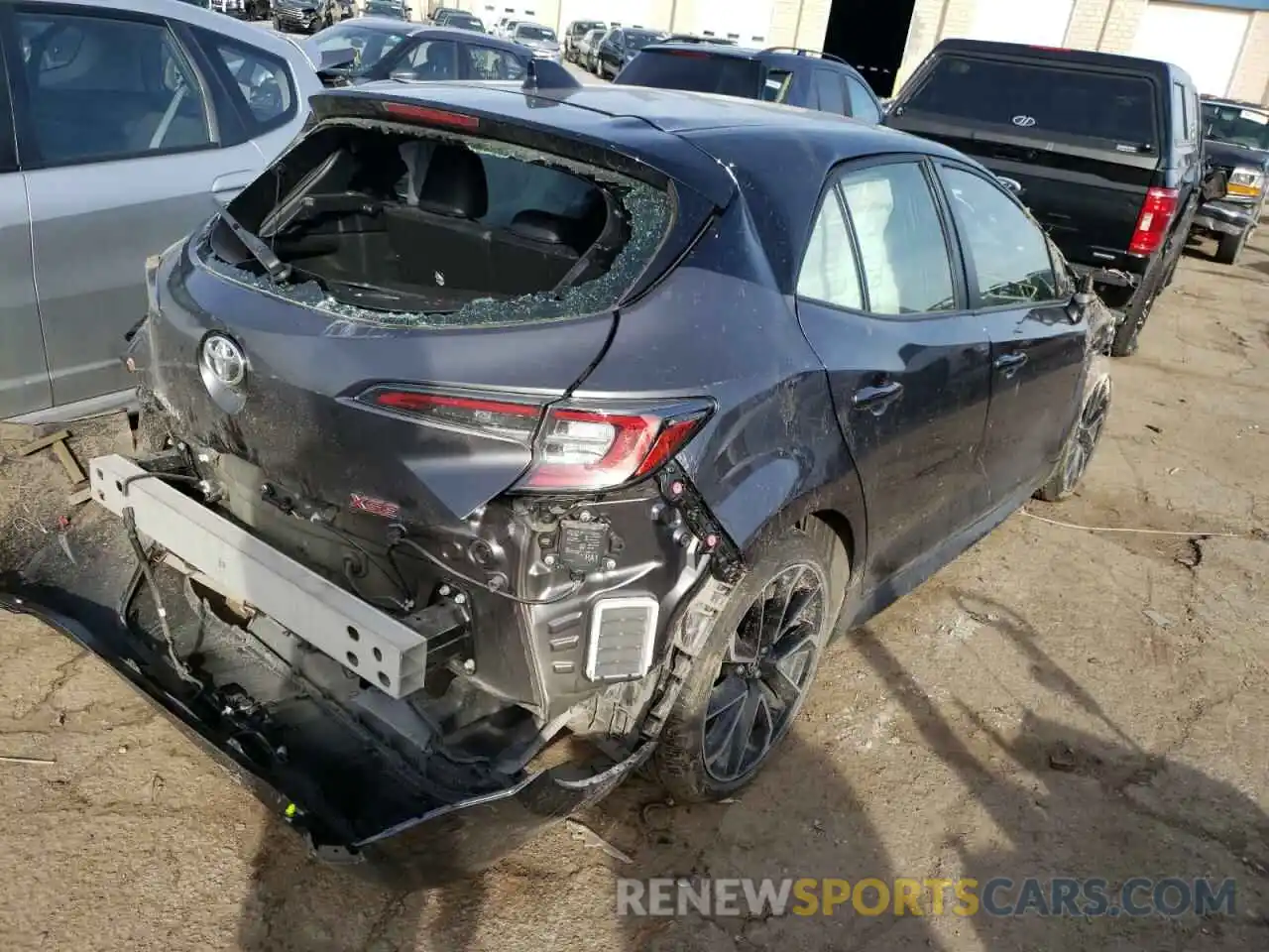 4 Photograph of a damaged car JTNC4MBE5M3110883 TOYOTA COROLLA 2021