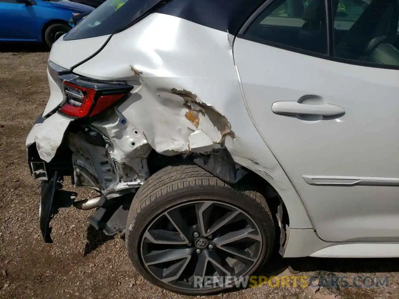 9 Photograph of a damaged car JTNC4MBE8M3122462 TOYOTA COROLLA 2021