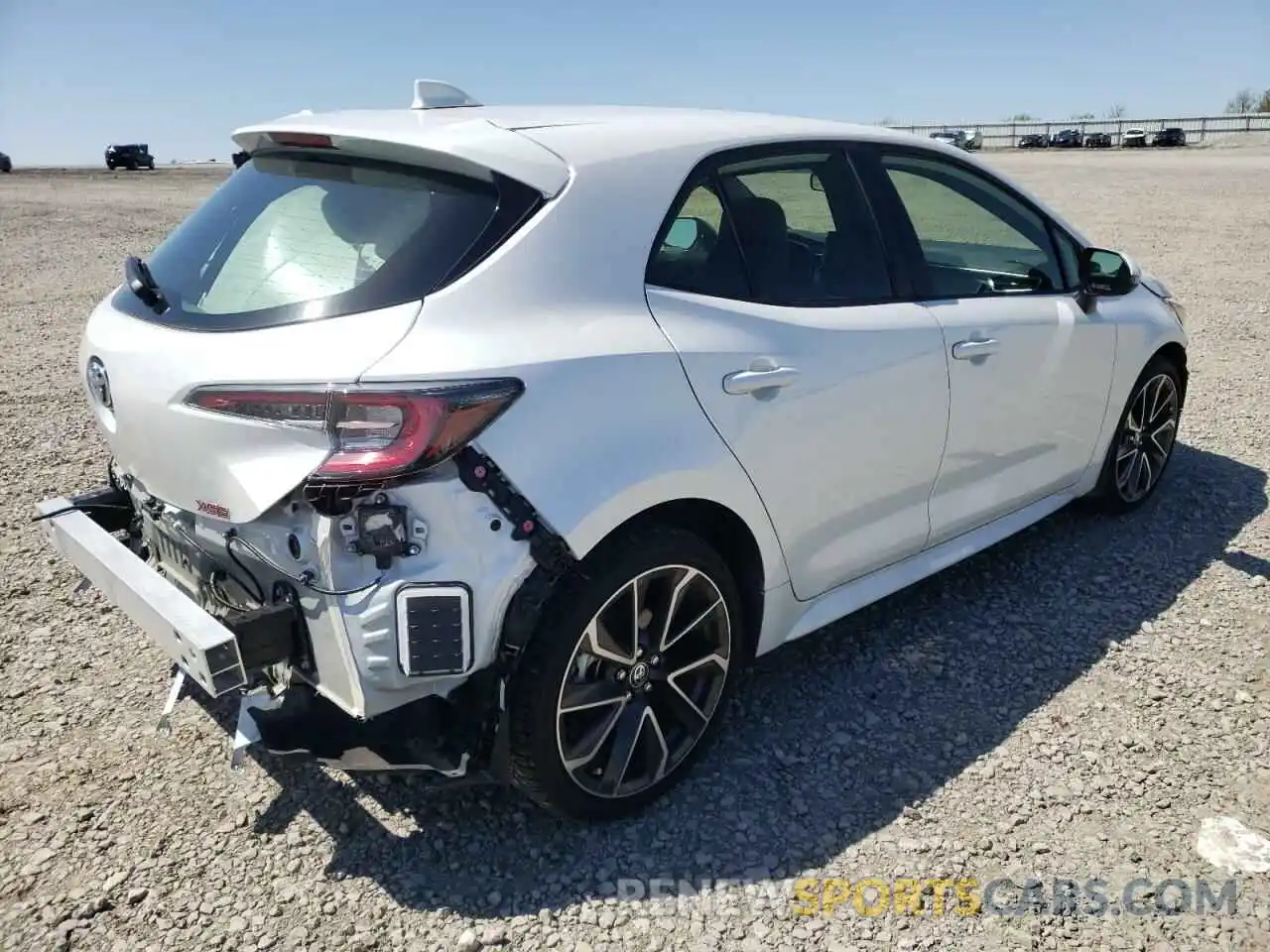 4 Photograph of a damaged car JTNC4MBE8M3141741 TOYOTA COROLLA 2021