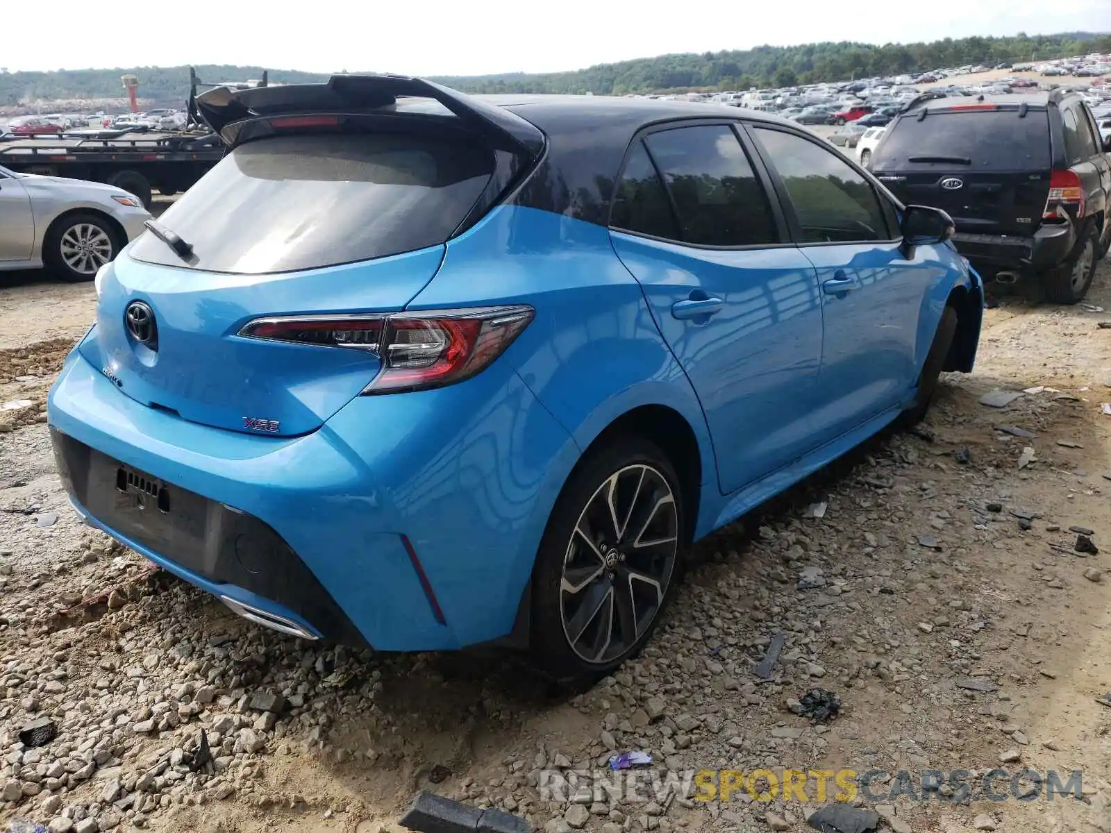 4 Photograph of a damaged car JTNC4MBEXM3129607 TOYOTA COROLLA 2021