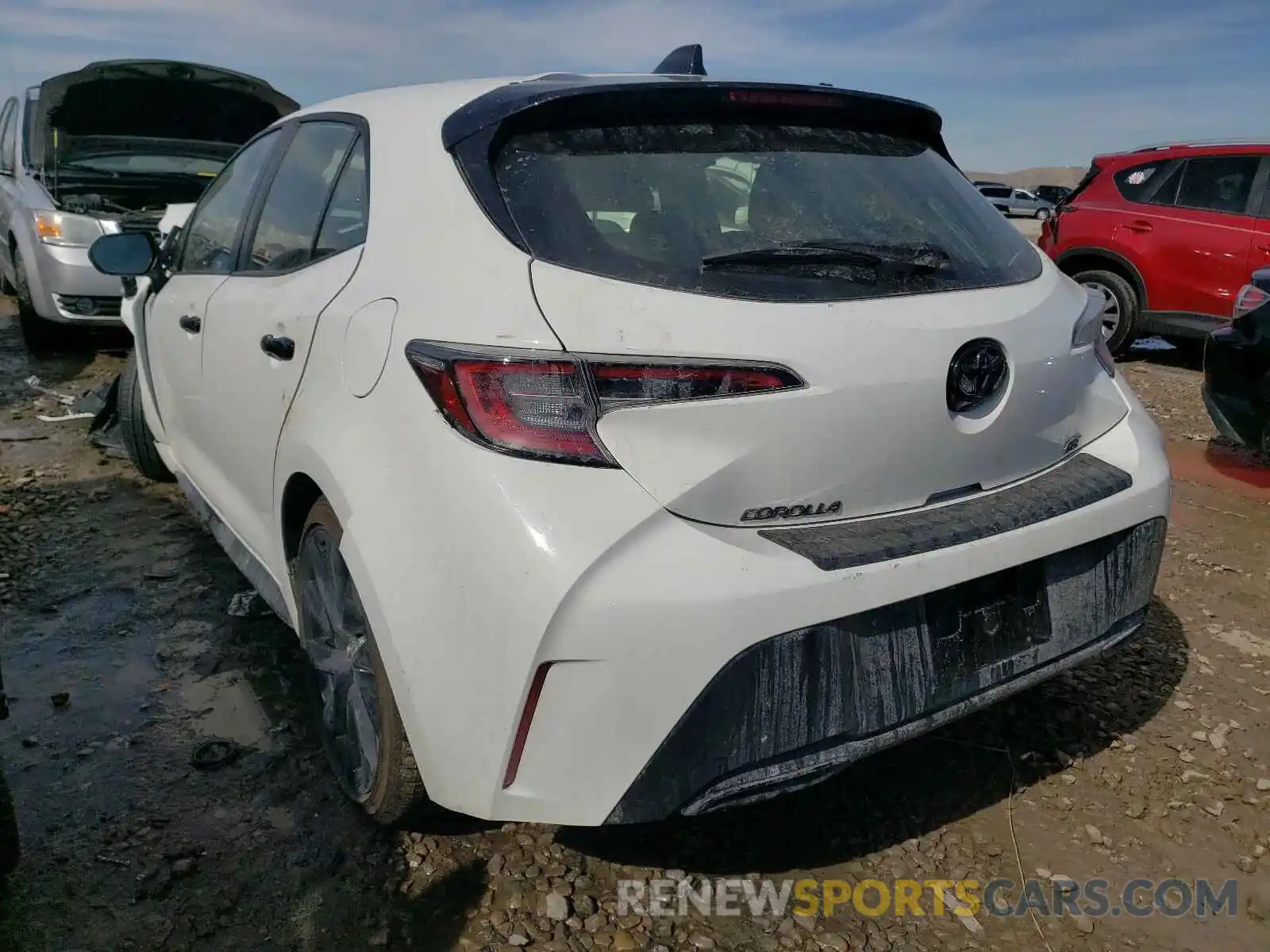 3 Photograph of a damaged car JTND4MBE1M3107273 TOYOTA COROLLA 2021