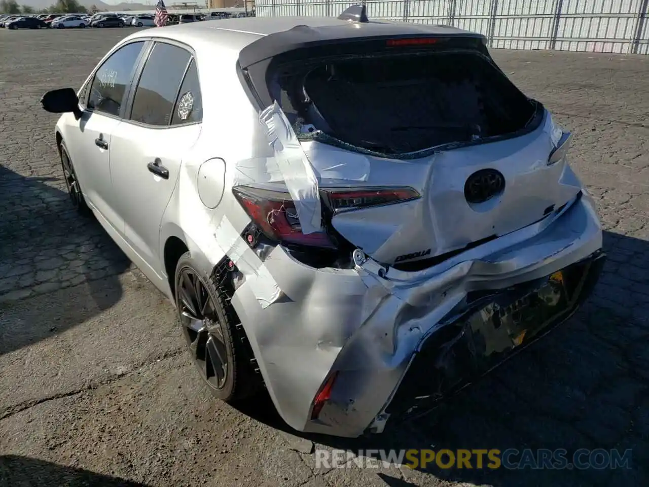 3 Photograph of a damaged car JTND4MBE1M3126339 TOYOTA COROLLA 2021