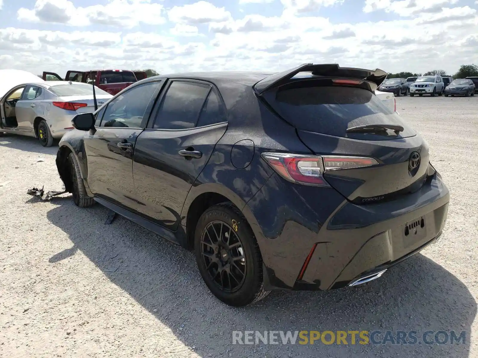 3 Photograph of a damaged car JTND4MBE1M3127605 TOYOTA COROLLA 2021