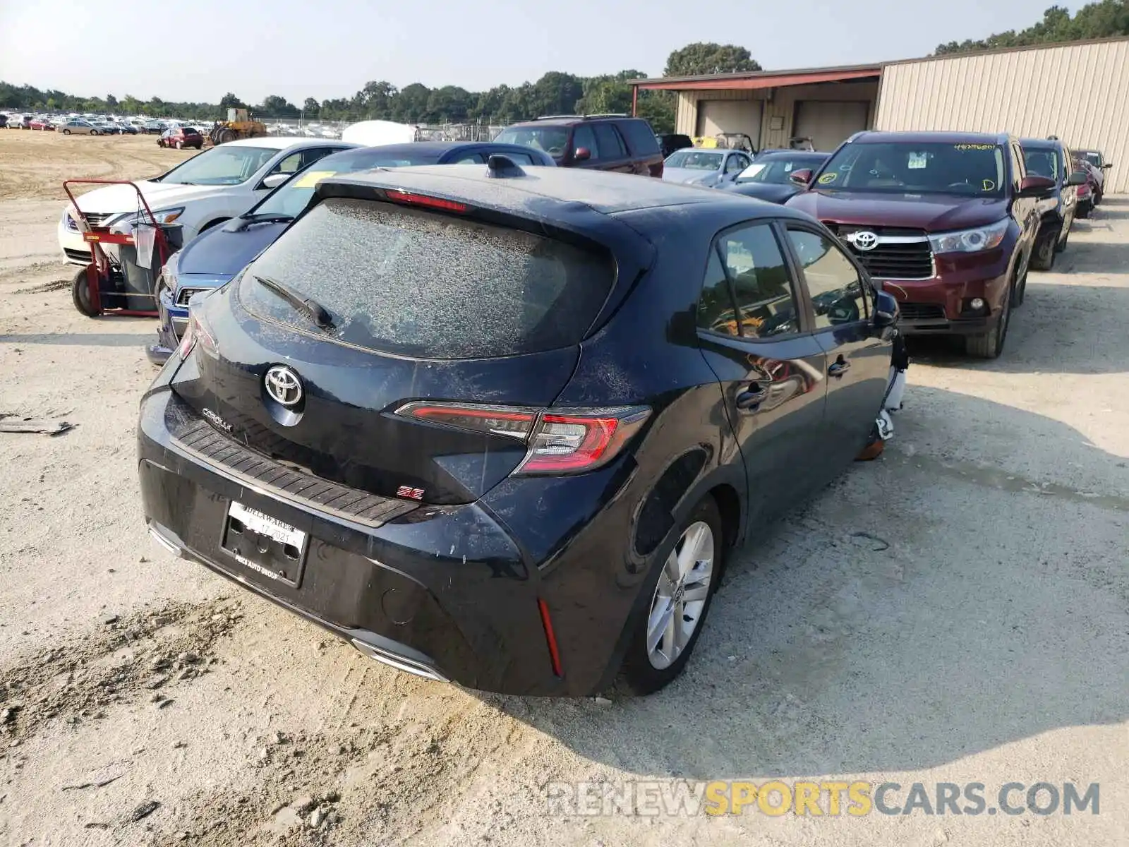 4 Photograph of a damaged car JTND4MBE1M3128303 TOYOTA COROLLA 2021