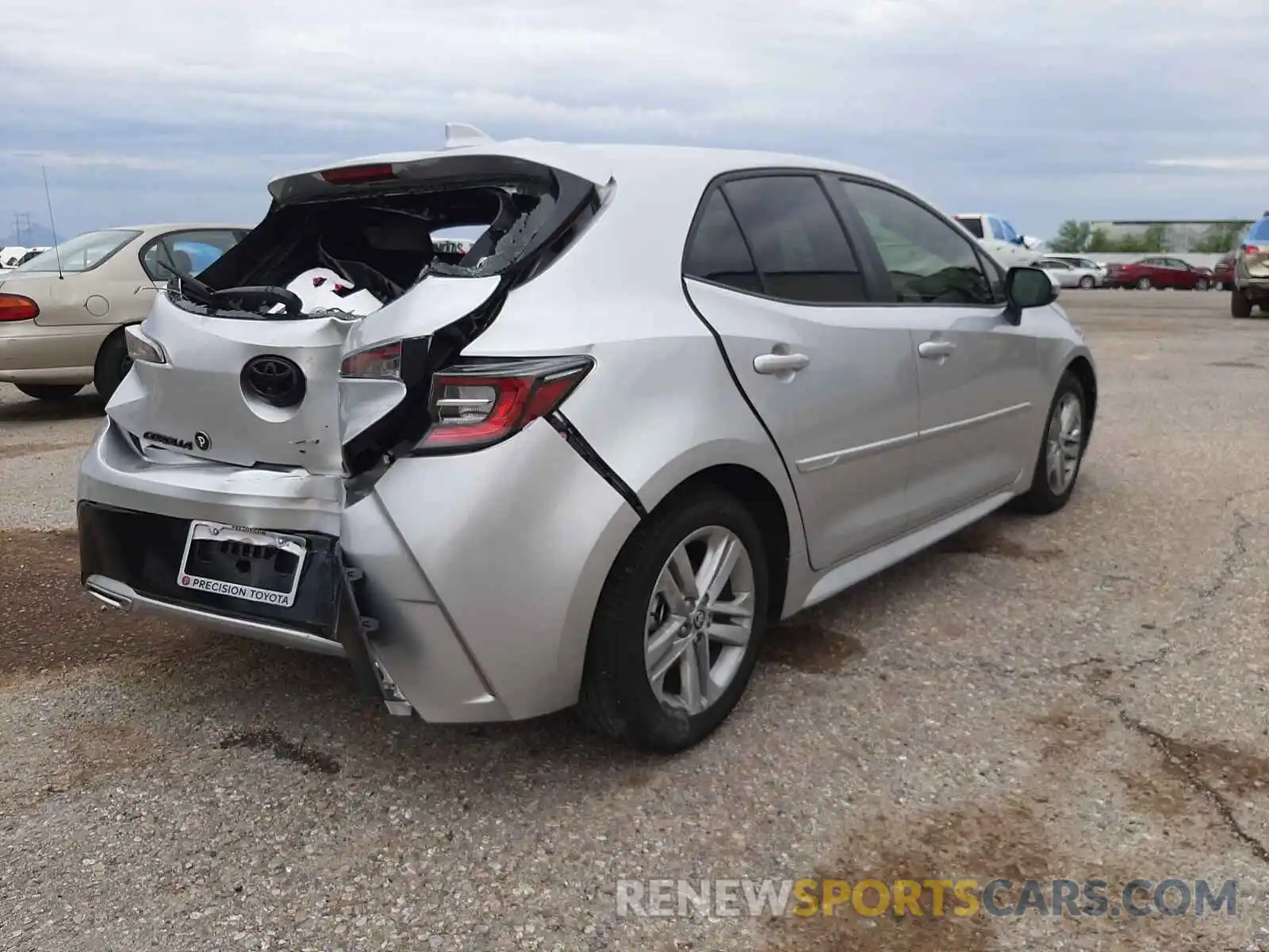 4 Photograph of a damaged car JTND4MBE1M3137566 TOYOTA COROLLA 2021