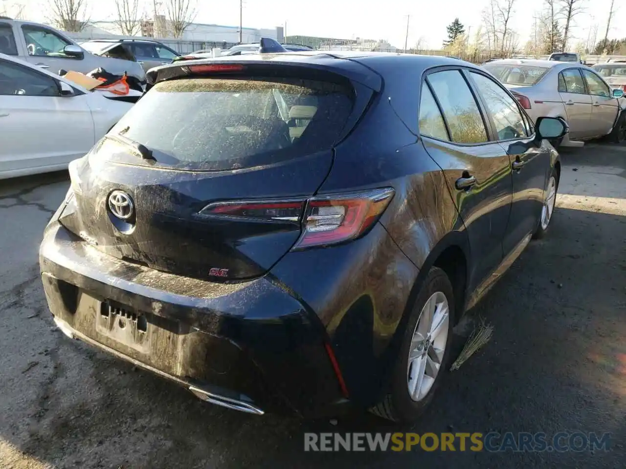 4 Photograph of a damaged car JTND4MBE2M3113020 TOYOTA COROLLA 2021