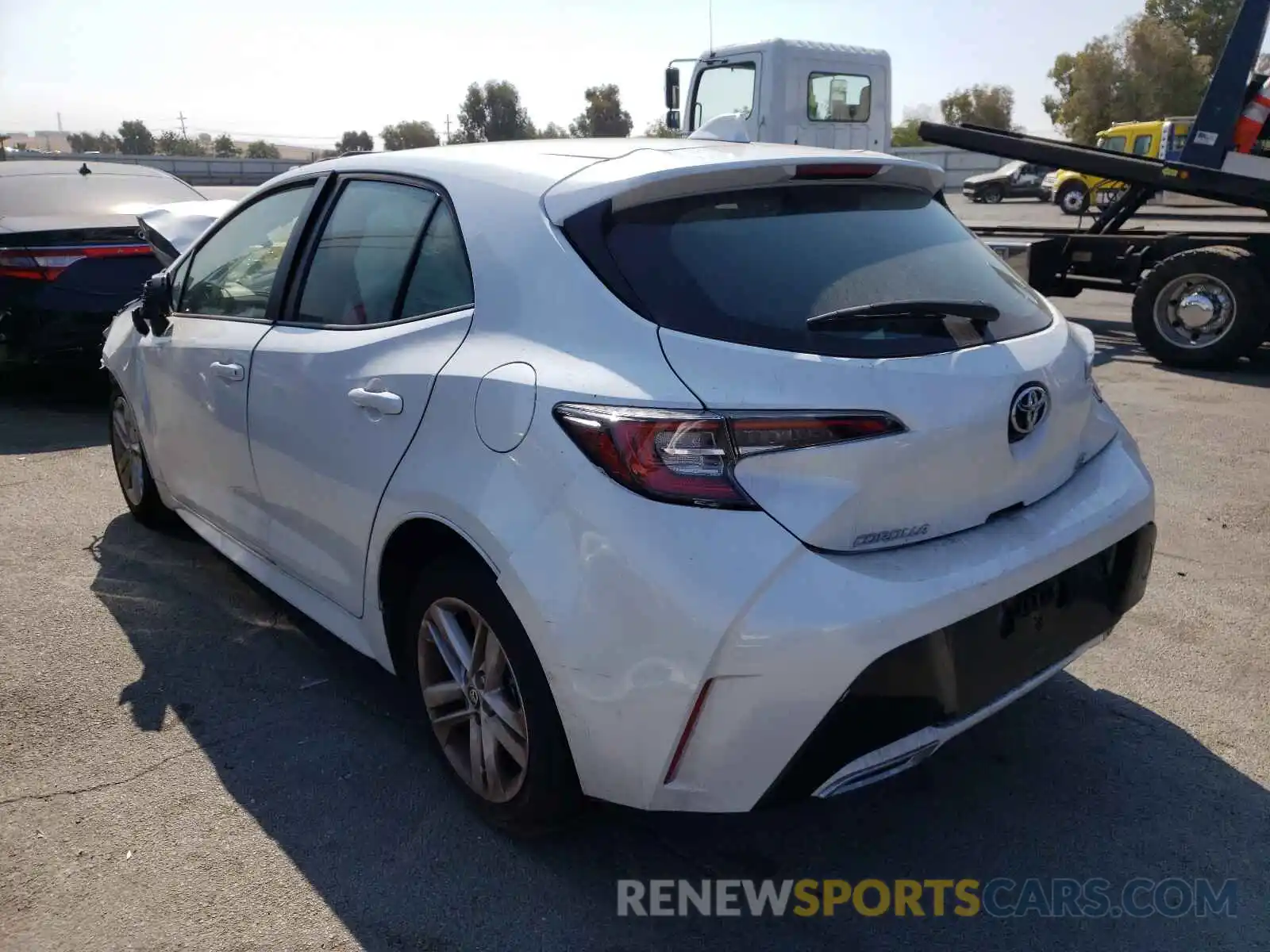 3 Photograph of a damaged car JTND4MBE2M3113583 TOYOTA COROLLA 2021