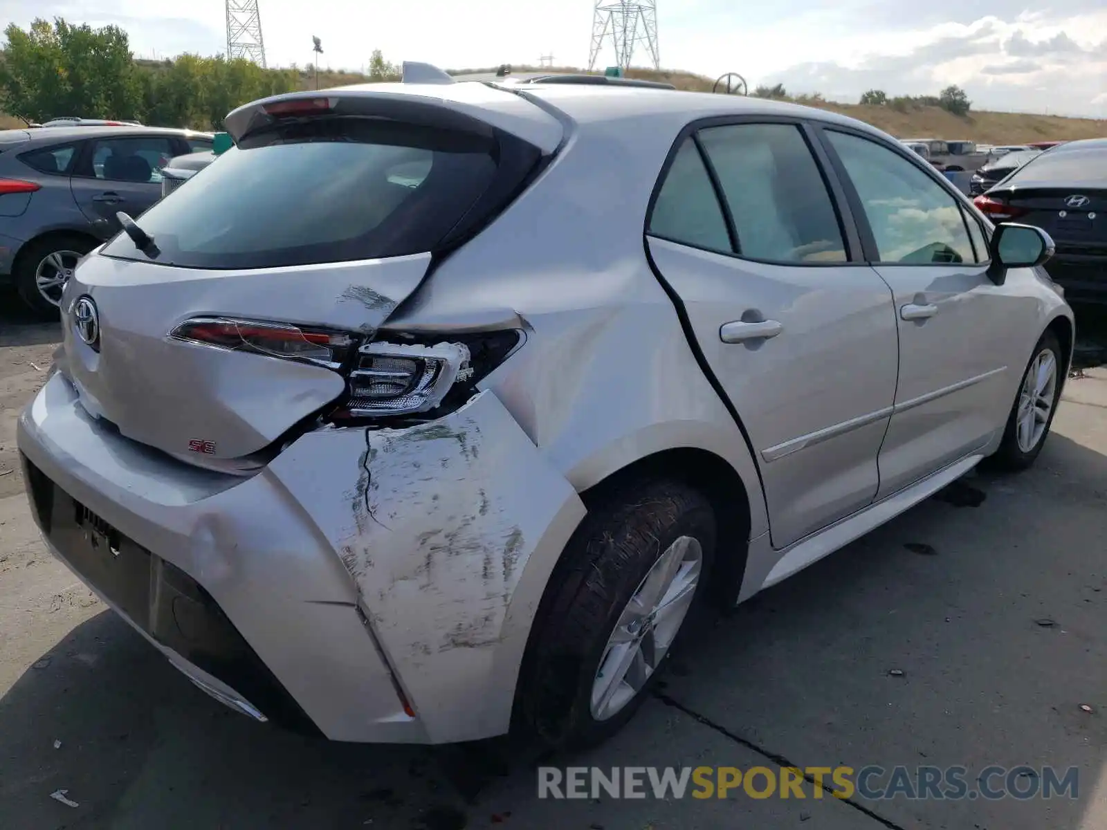 4 Photograph of a damaged car JTND4MBE2M3113647 TOYOTA COROLLA 2021