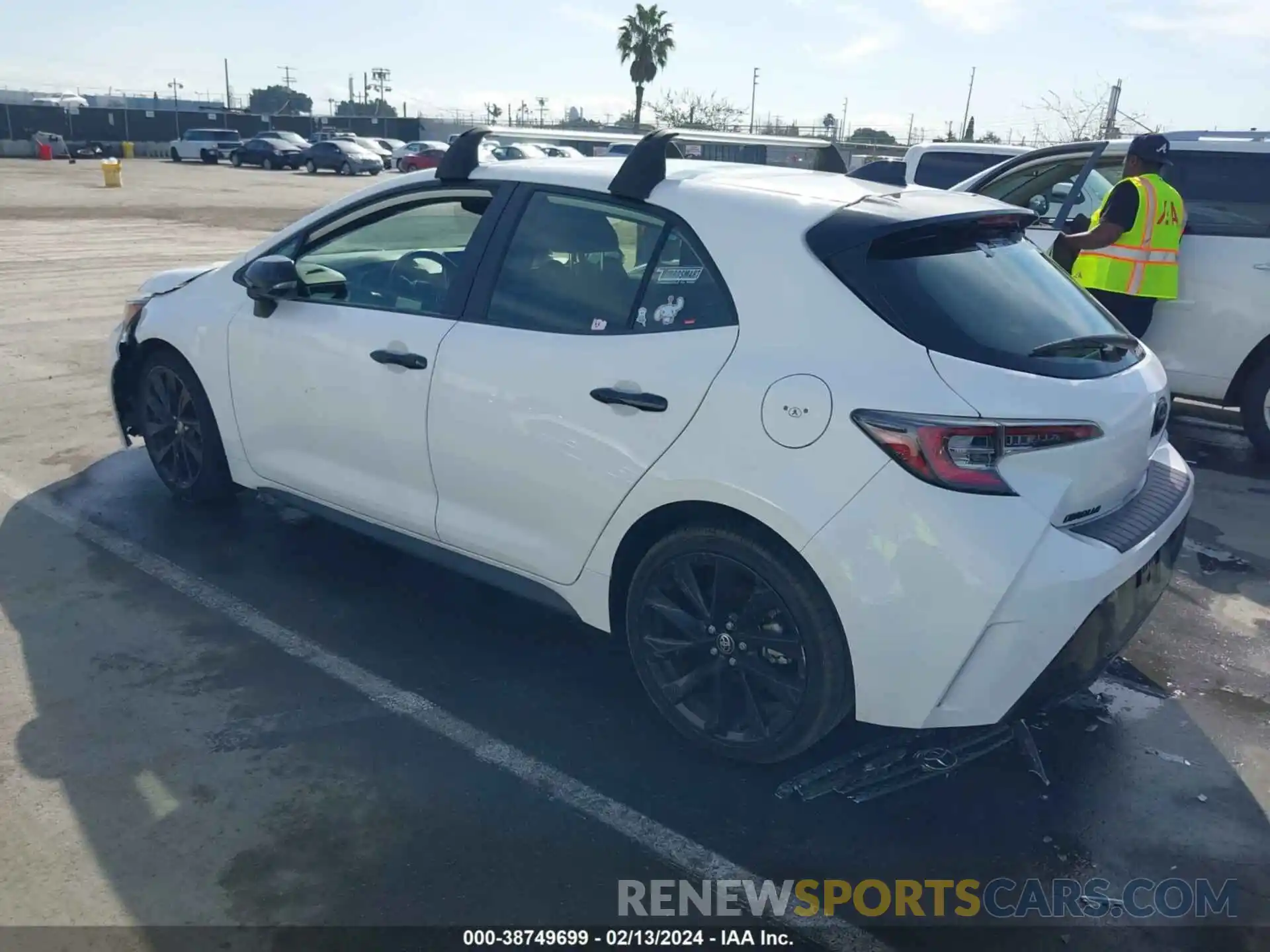 3 Photograph of a damaged car JTND4MBE2M3115379 TOYOTA COROLLA 2021