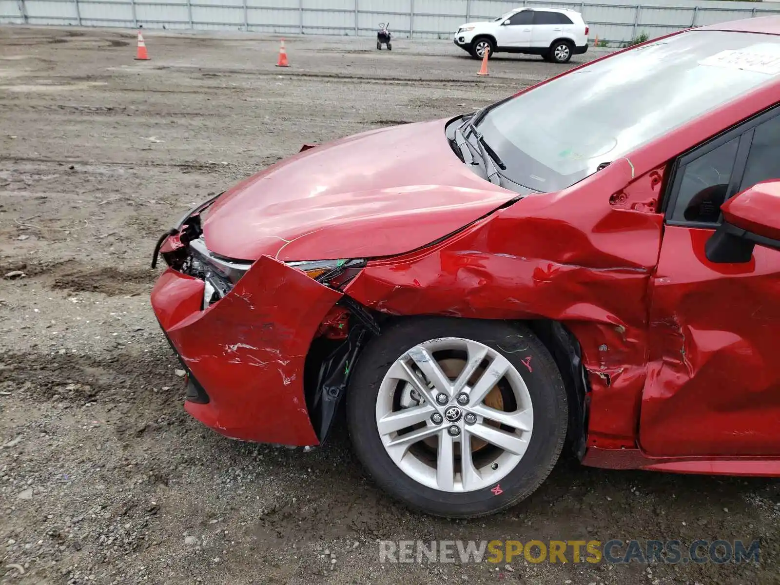 9 Photograph of a damaged car JTND4MBE2M3120825 TOYOTA COROLLA 2021