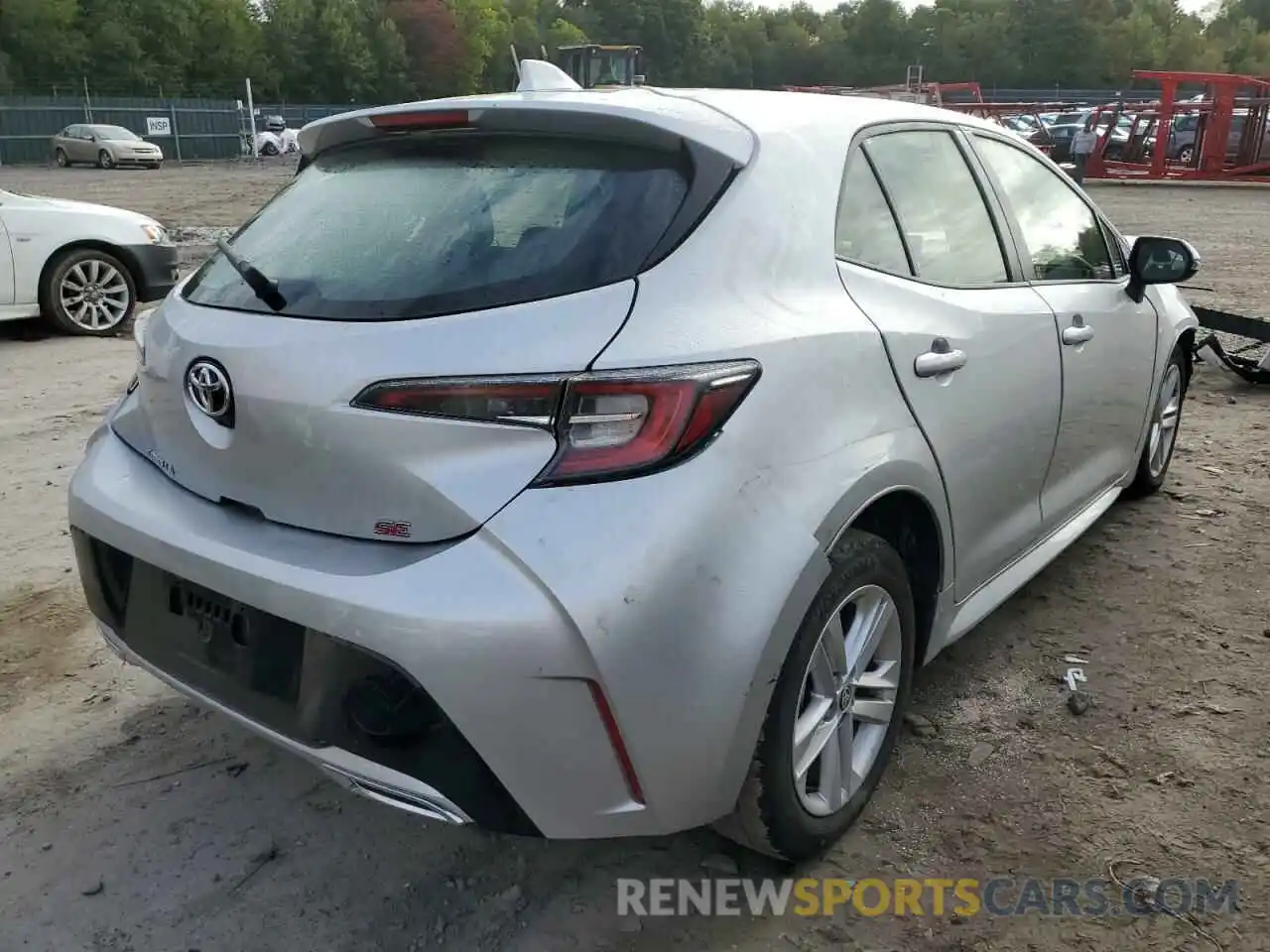 4 Photograph of a damaged car JTND4MBE3M3110403 TOYOTA COROLLA 2021