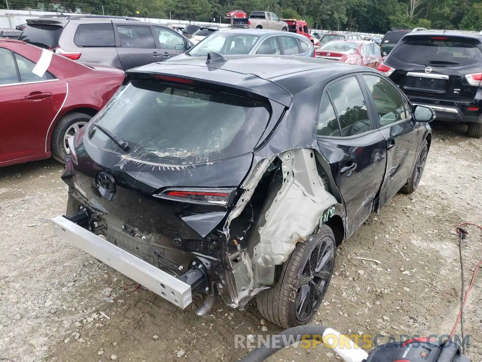 4 Photograph of a damaged car JTND4MBE3M3121837 TOYOTA COROLLA 2021