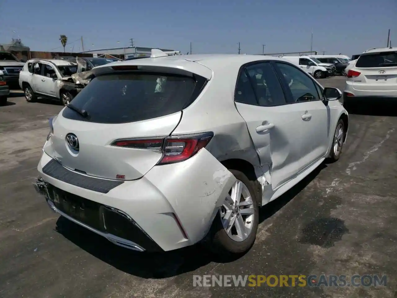 4 Photograph of a damaged car JTND4MBE4M3105890 TOYOTA COROLLA 2021