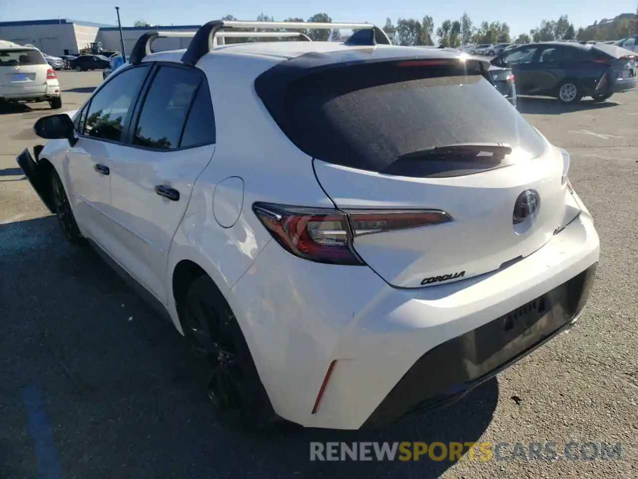 3 Photograph of a damaged car JTND4MBE4M3112984 TOYOTA COROLLA 2021