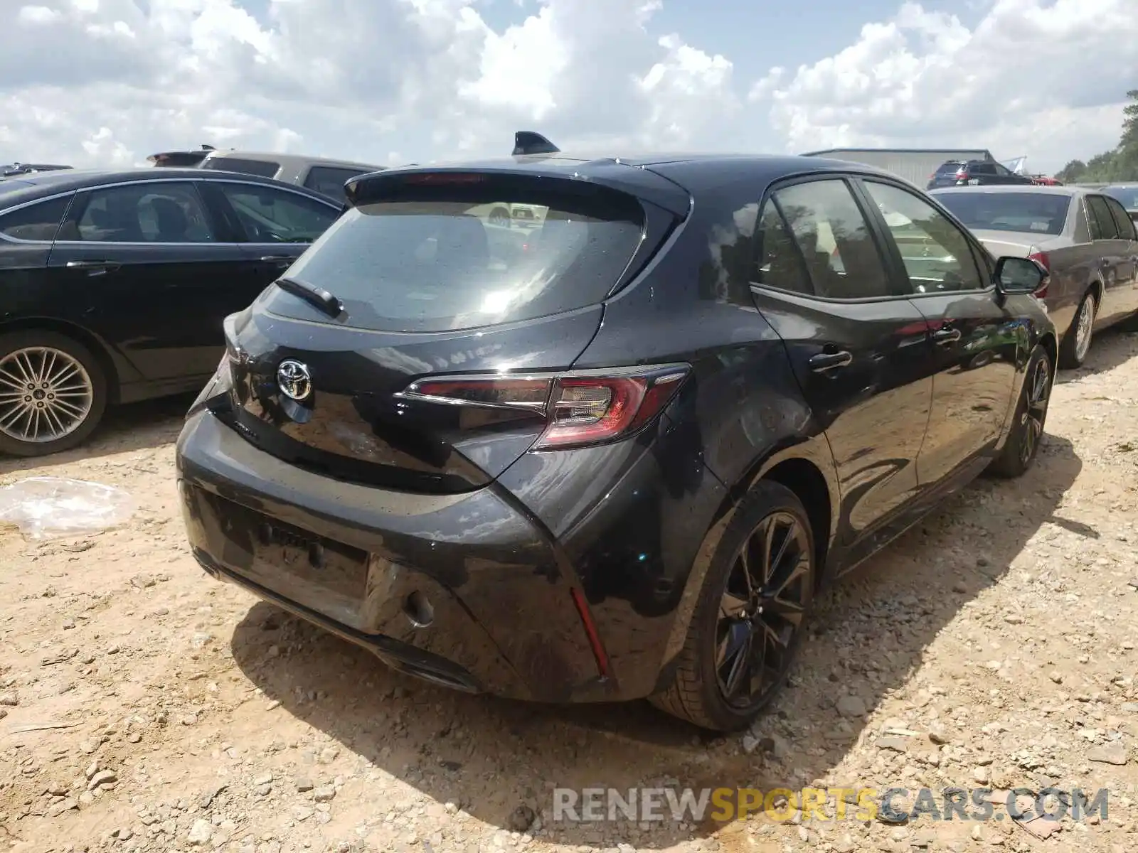 4 Photograph of a damaged car JTND4MBE5M3106367 TOYOTA COROLLA 2021