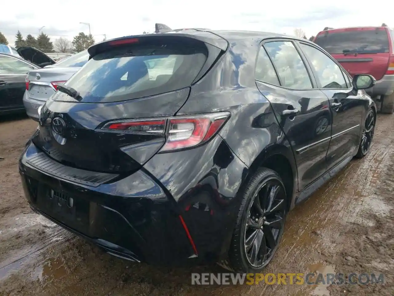 4 Photograph of a damaged car JTND4MBE5M3122987 TOYOTA COROLLA 2021