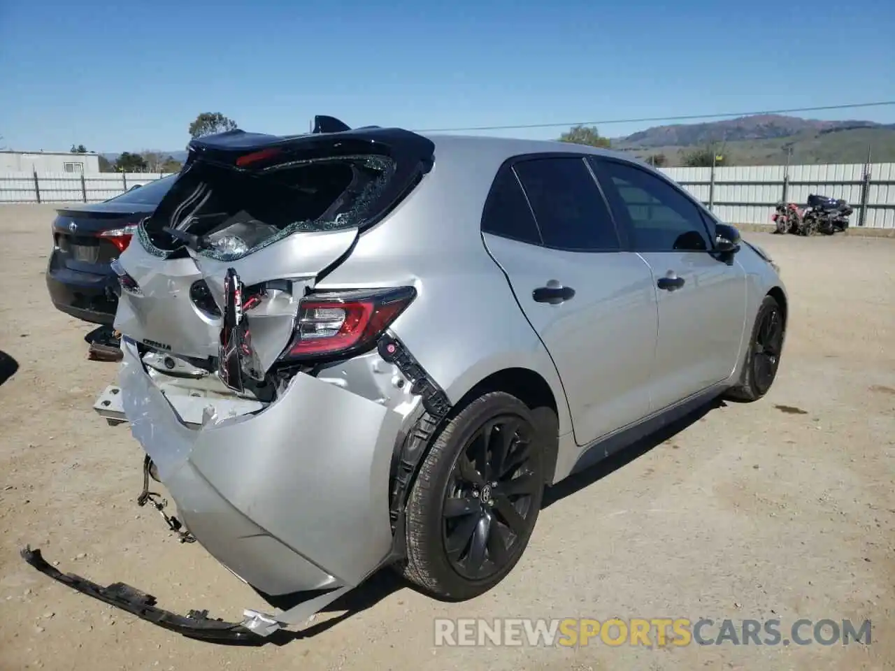 4 Photograph of a damaged car JTND4MBE6M3112016 TOYOTA COROLLA 2021