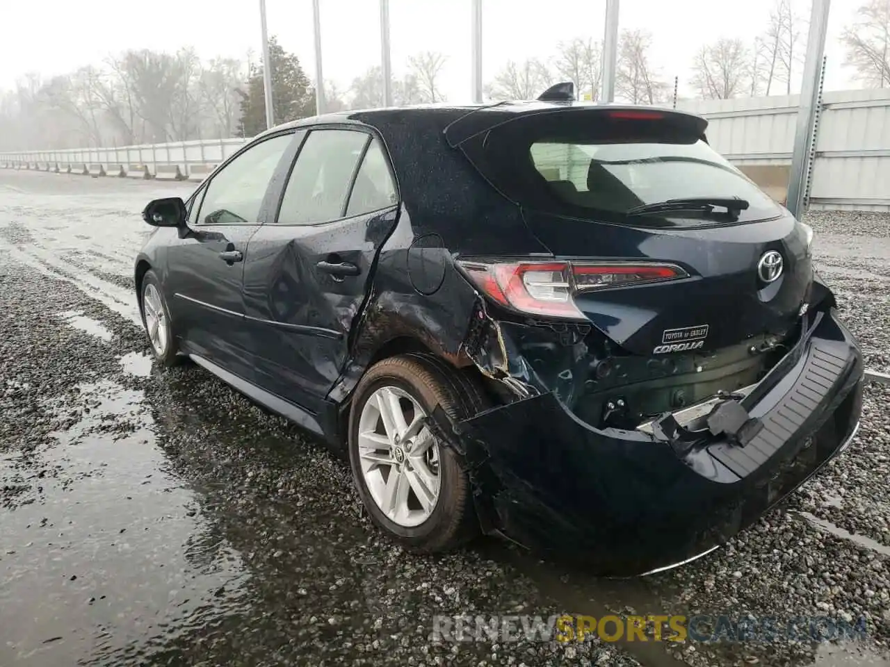 3 Photograph of a damaged car JTND4MBE6M3117734 TOYOTA COROLLA 2021