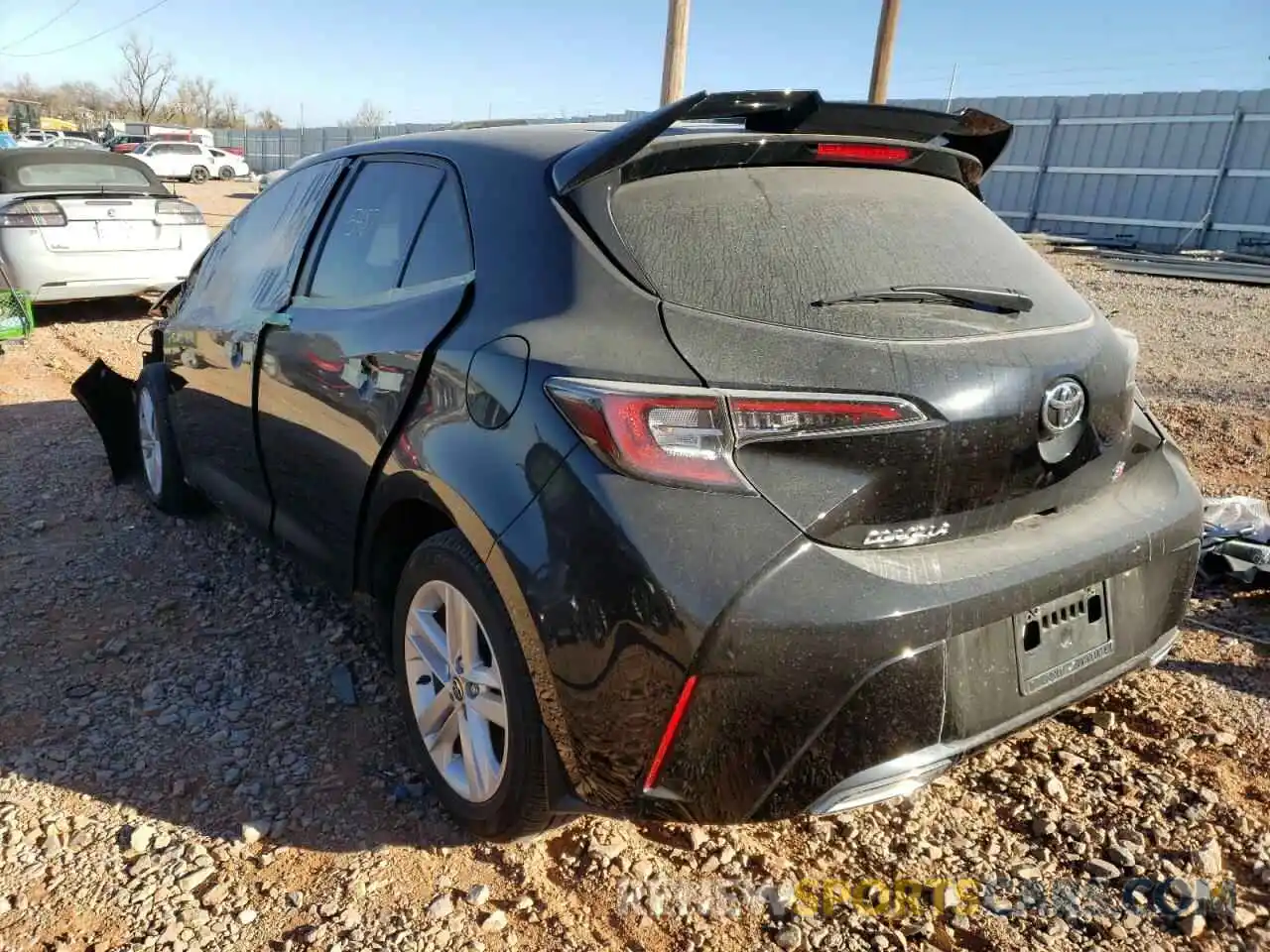 3 Photograph of a damaged car JTND4MBE6M3123937 TOYOTA COROLLA 2021