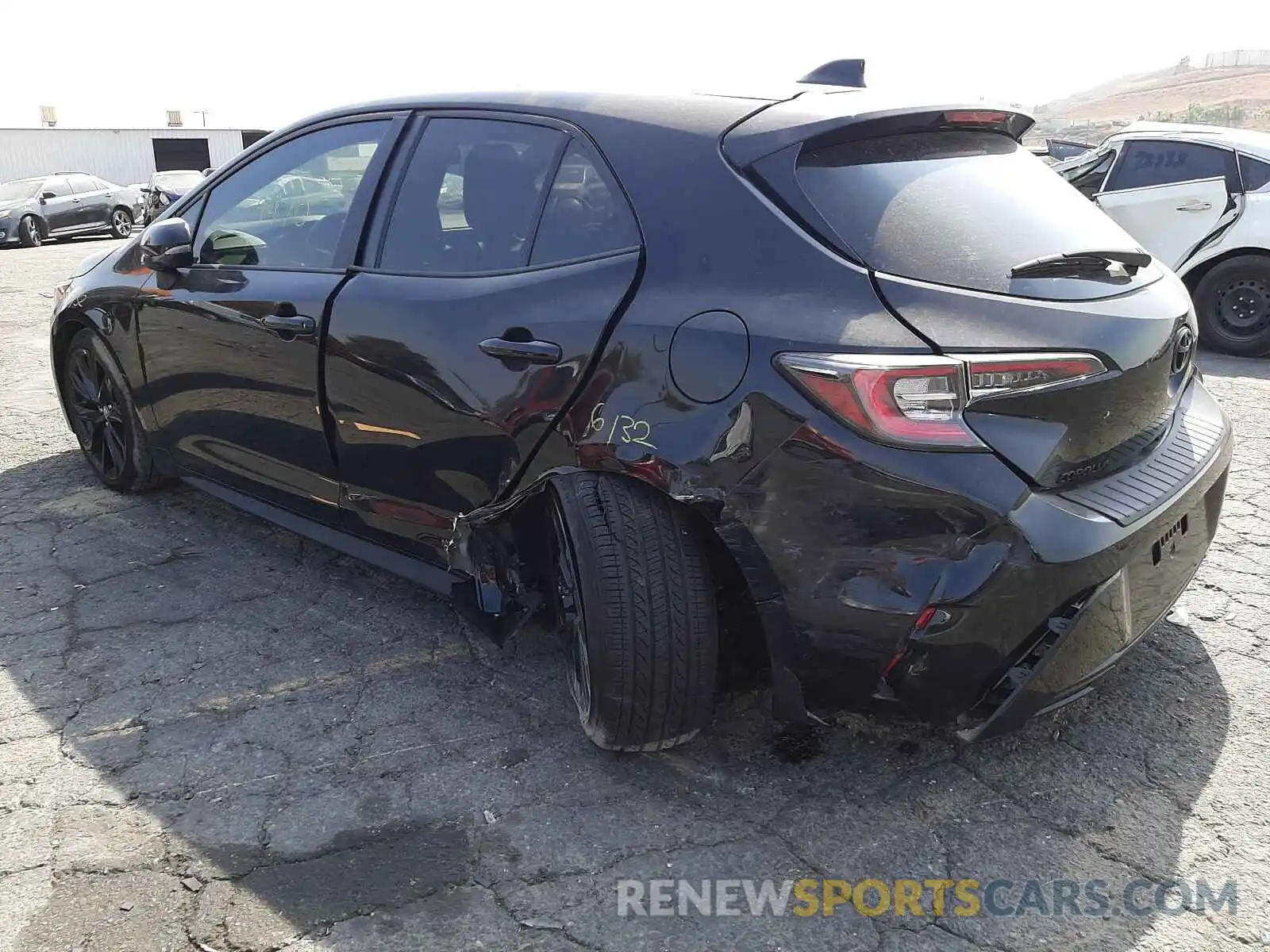 3 Photograph of a damaged car JTND4MBE6M3129916 TOYOTA COROLLA 2021