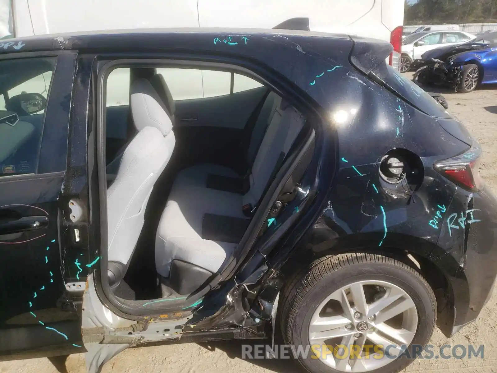 9 Photograph of a damaged car JTND4MBE6M3140561 TOYOTA COROLLA 2021