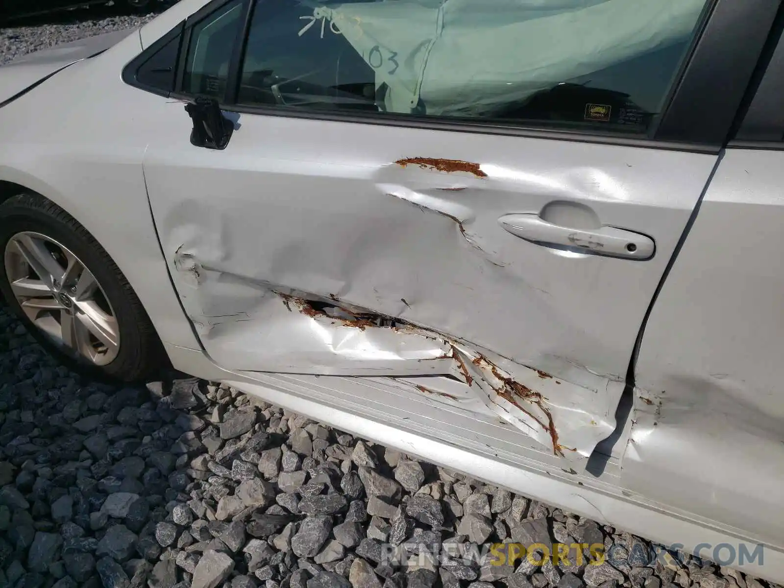 10 Photograph of a damaged car JTND4MBE7M3107472 TOYOTA COROLLA 2021