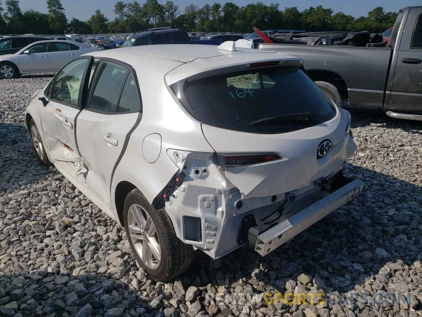 3 Photograph of a damaged car JTND4MBE7M3107472 TOYOTA COROLLA 2021