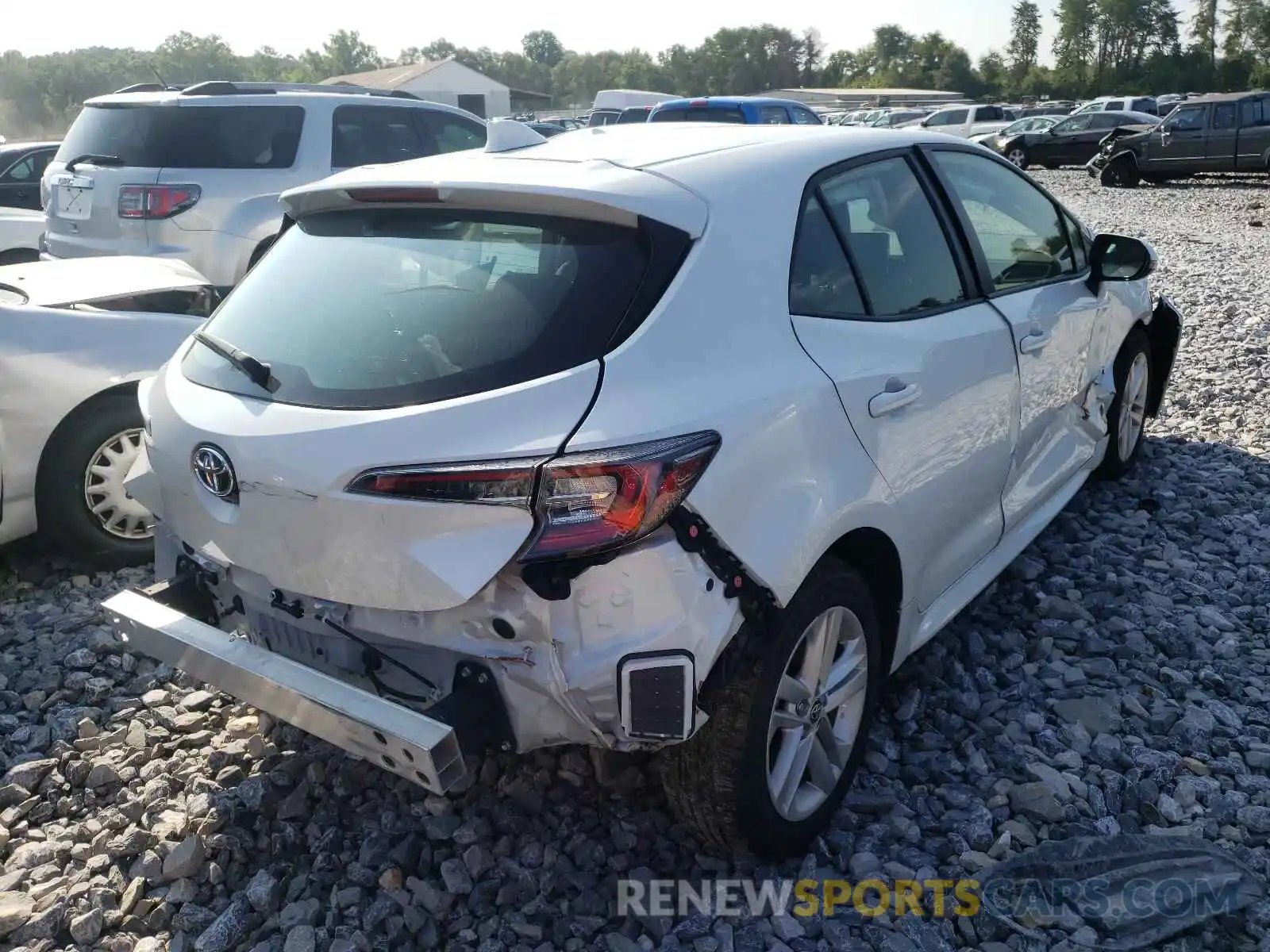 4 Photograph of a damaged car JTND4MBE7M3107472 TOYOTA COROLLA 2021