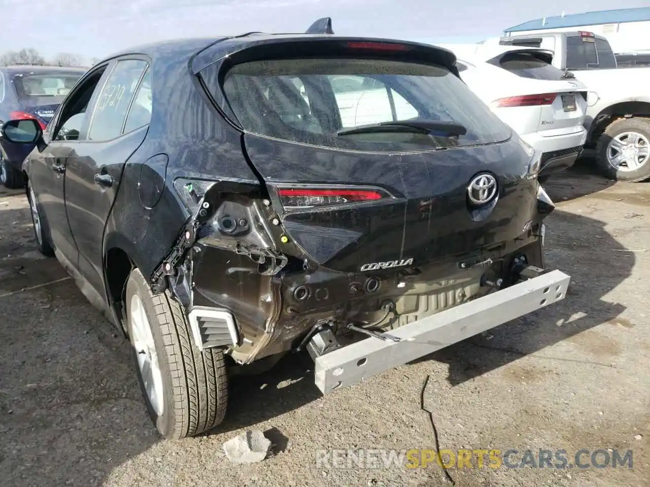 9 Photograph of a damaged car JTND4MBE7M3129942 TOYOTA COROLLA 2021