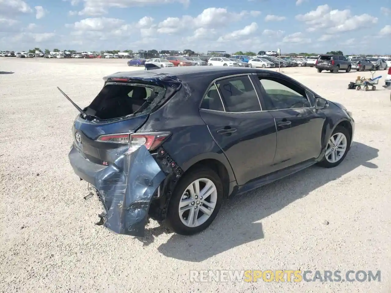 4 Photograph of a damaged car JTND4MBE7M3142030 TOYOTA COROLLA 2021