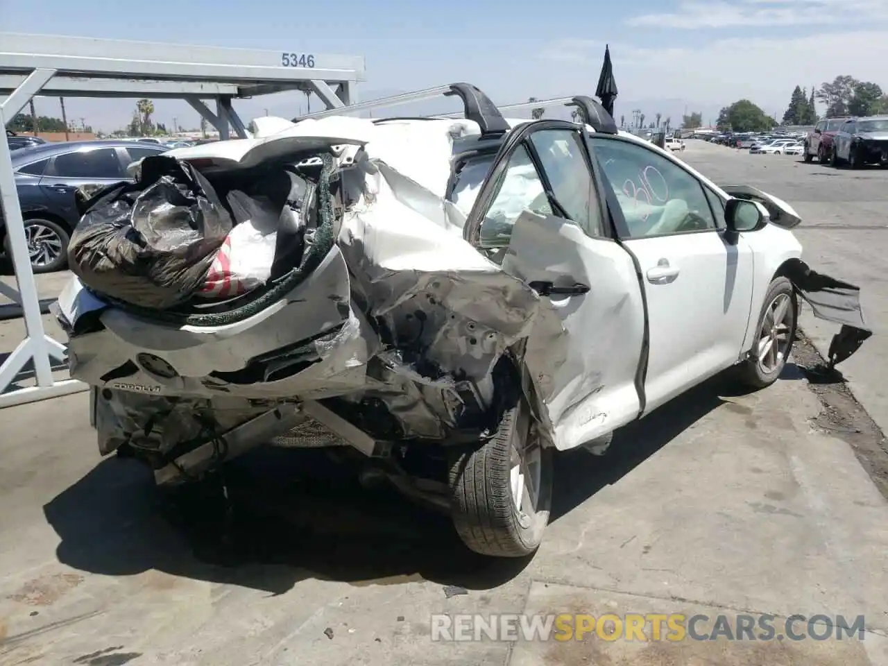 4 Photograph of a damaged car JTND4MBE8M3108369 TOYOTA COROLLA 2021