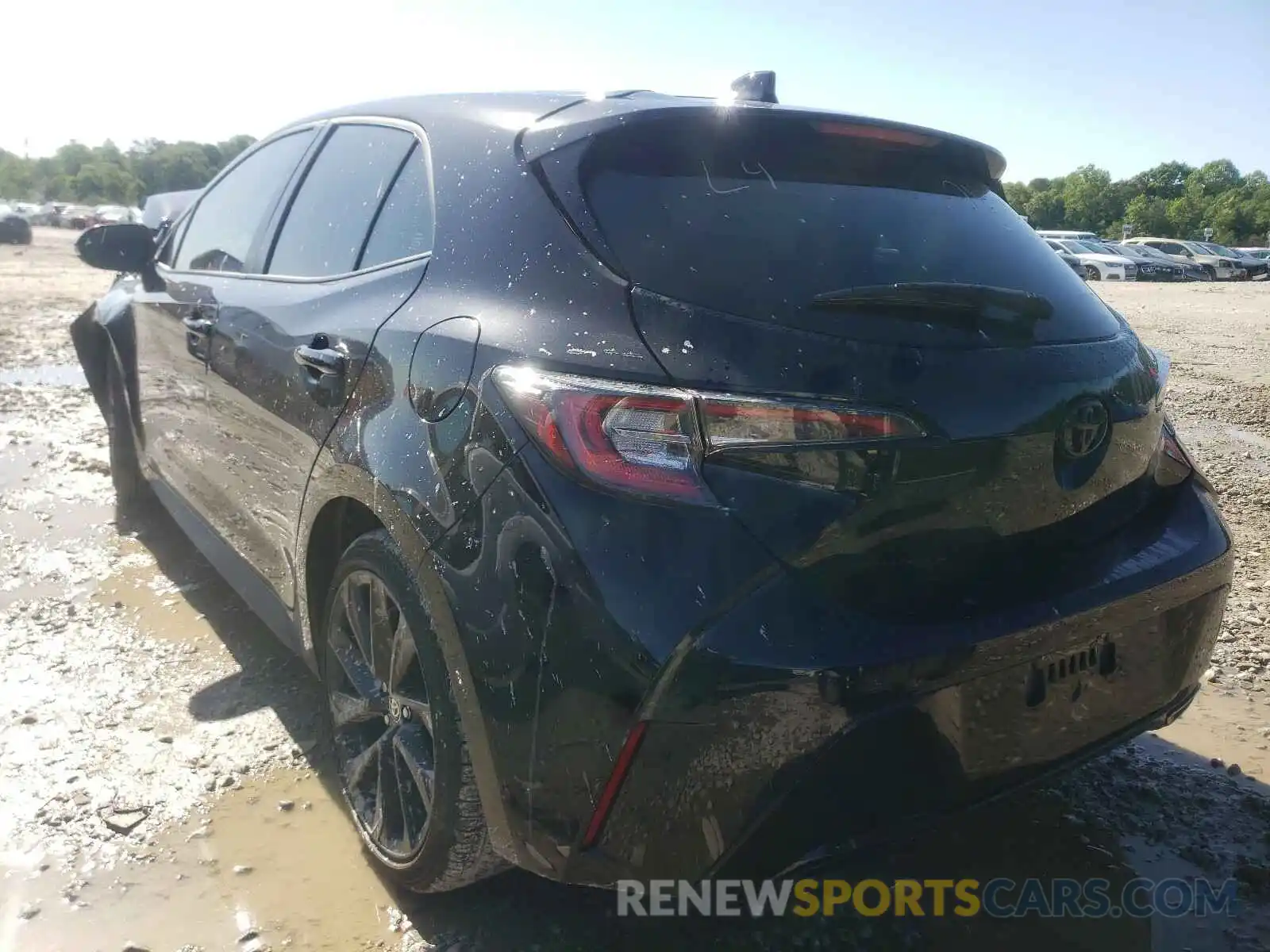 3 Photograph of a damaged car JTND4MBE8M3125771 TOYOTA COROLLA 2021