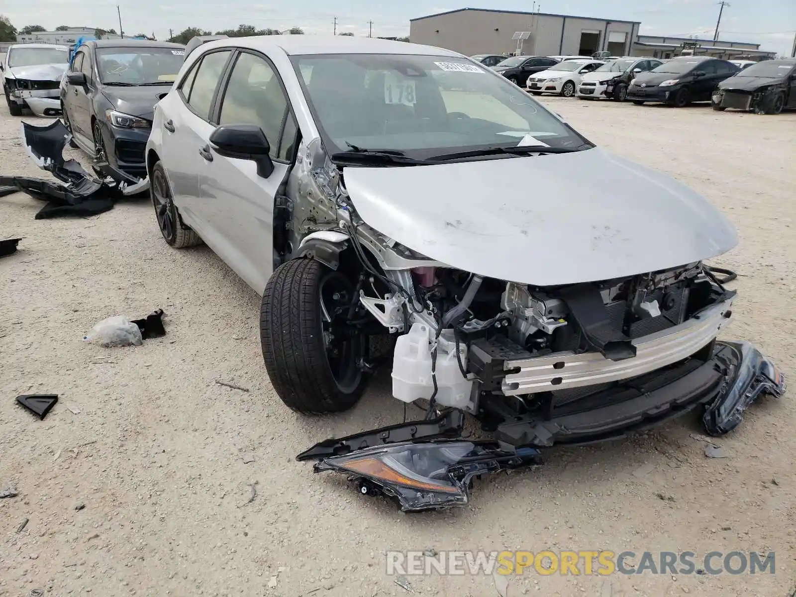 9 Photograph of a damaged car JTND4MBE8M3146006 TOYOTA COROLLA 2021