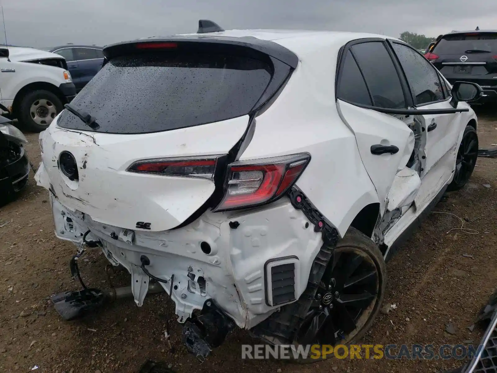 4 Photograph of a damaged car JTND4MBE9M3110518 TOYOTA COROLLA 2021