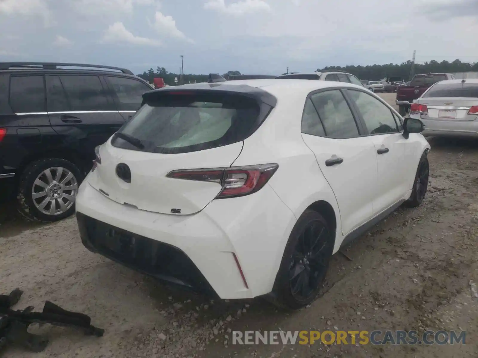 4 Photograph of a damaged car JTND4MBE9M3125990 TOYOTA COROLLA 2021