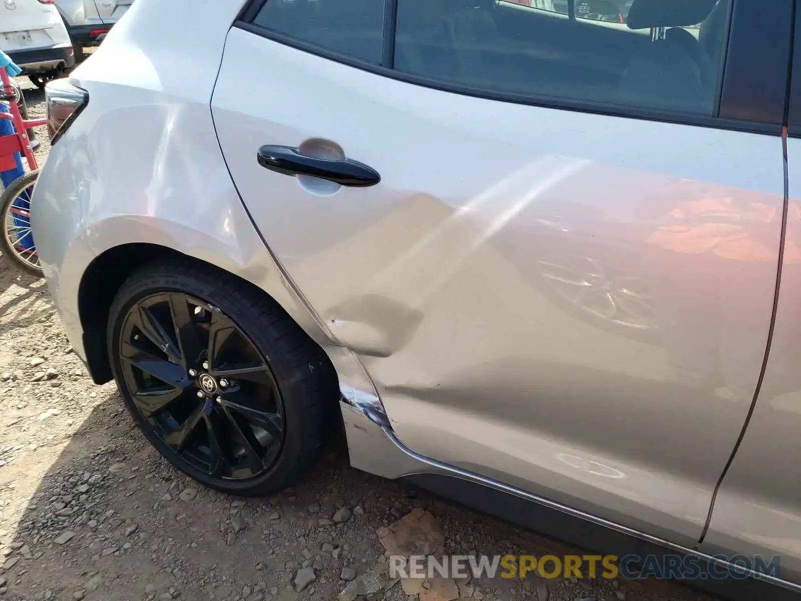 9 Photograph of a damaged car JTND4MBE9M3139386 TOYOTA COROLLA 2021