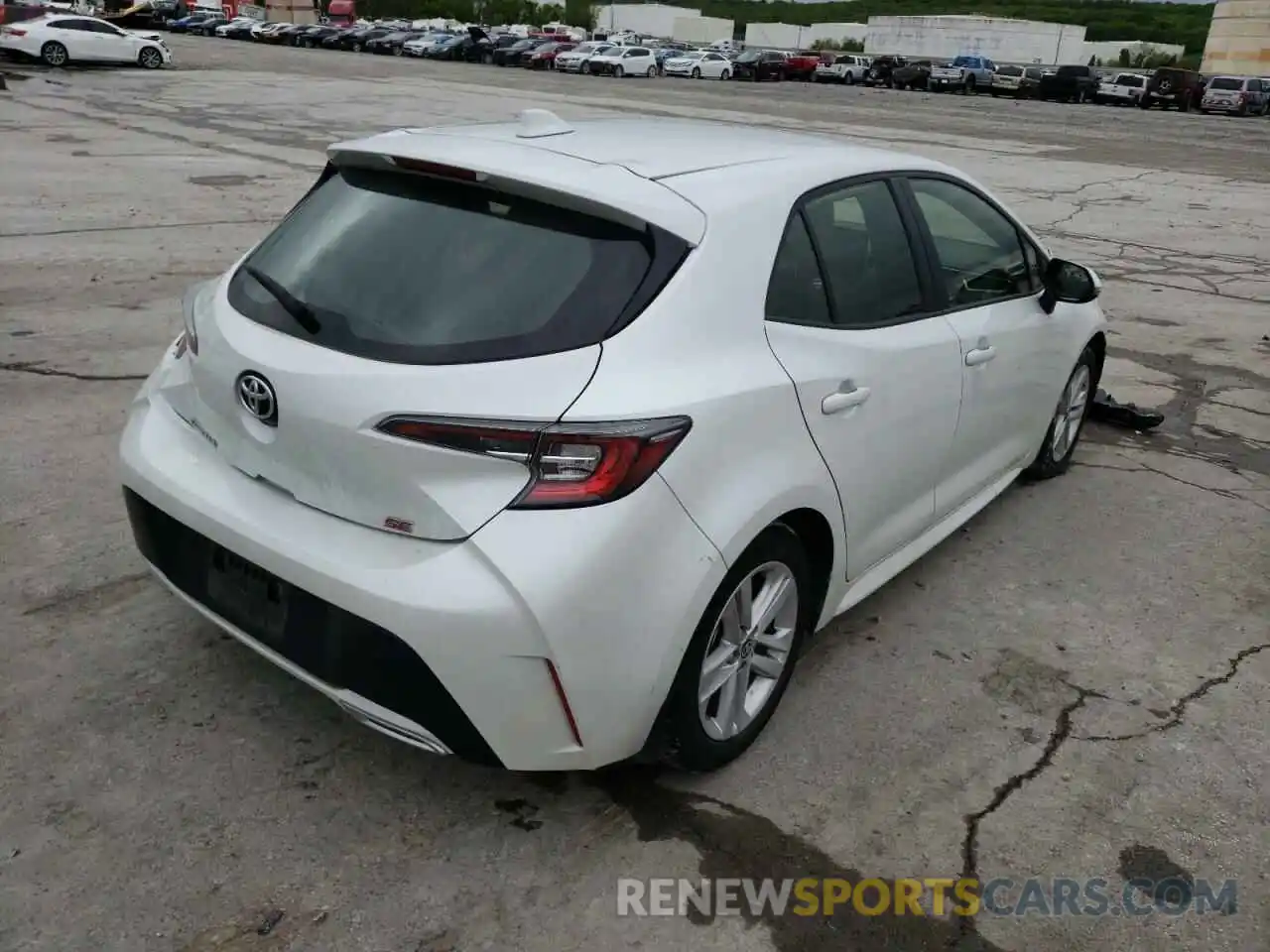 4 Photograph of a damaged car JTND4MBEXM3130194 TOYOTA COROLLA 2021