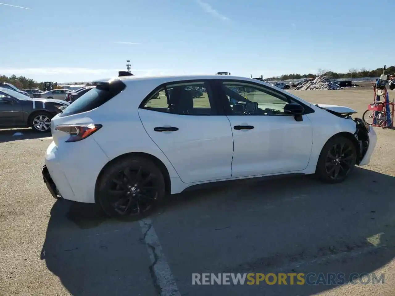 3 Photograph of a damaged car JTND4MBEXM3136223 TOYOTA COROLLA 2021