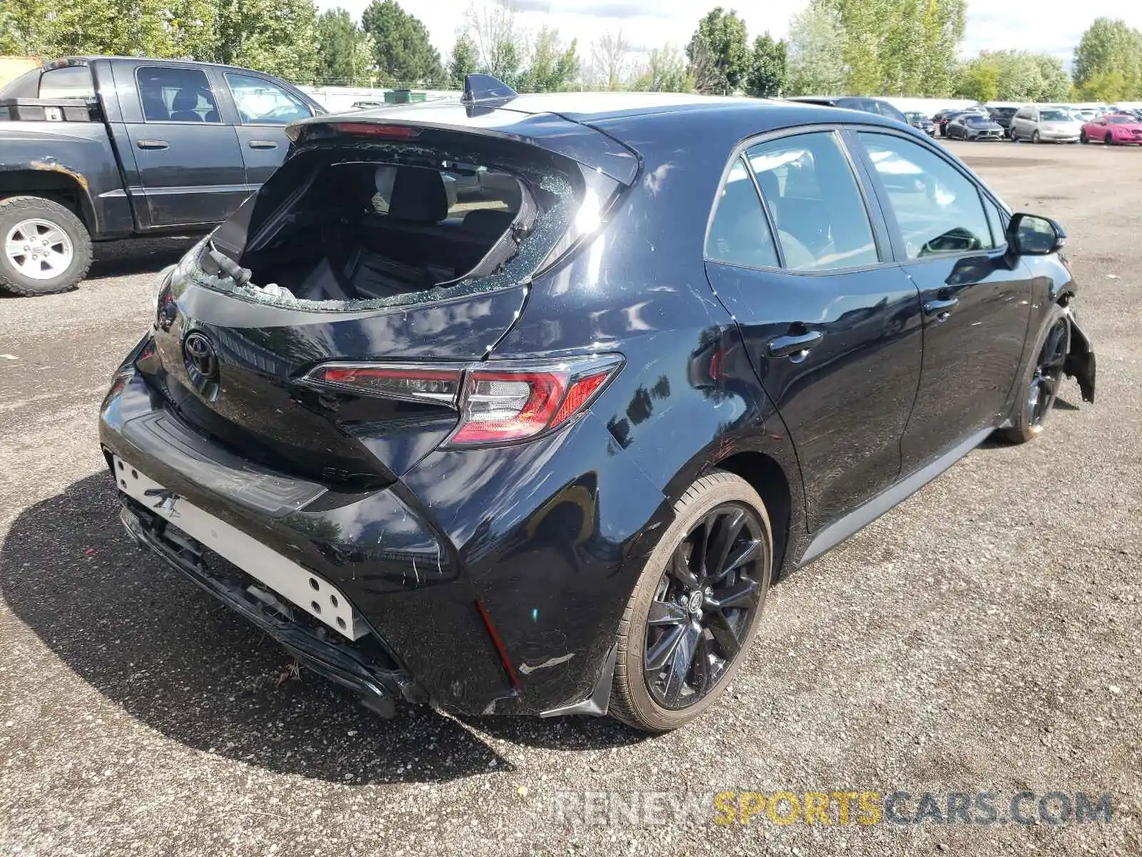 4 Photograph of a damaged car JTNK4MBE2M3117382 TOYOTA COROLLA 2021