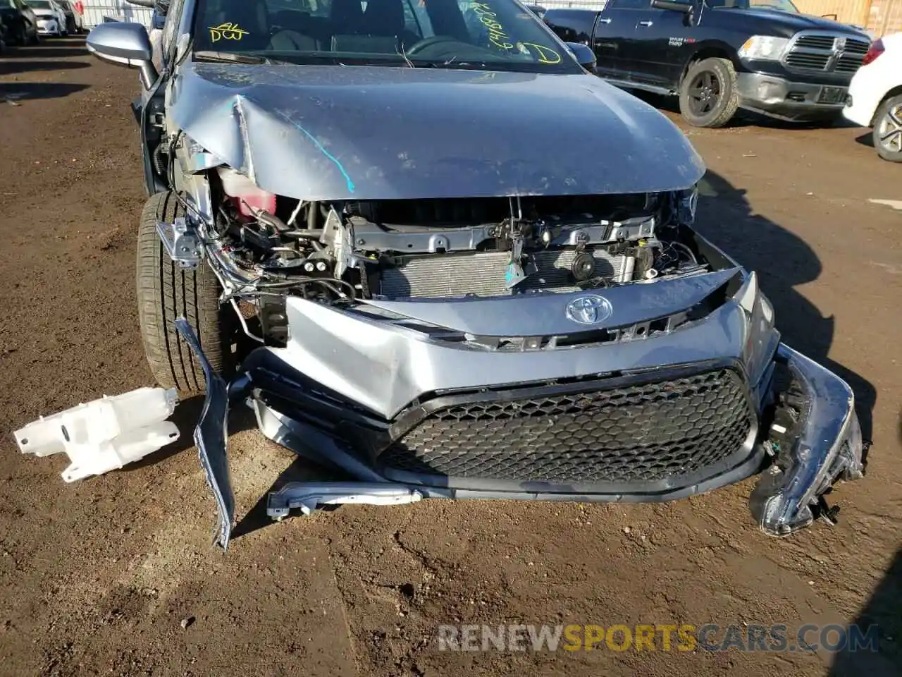 9 Photograph of a damaged car 5YFB4MBE2NP122319 TOYOTA COROLLA 2022