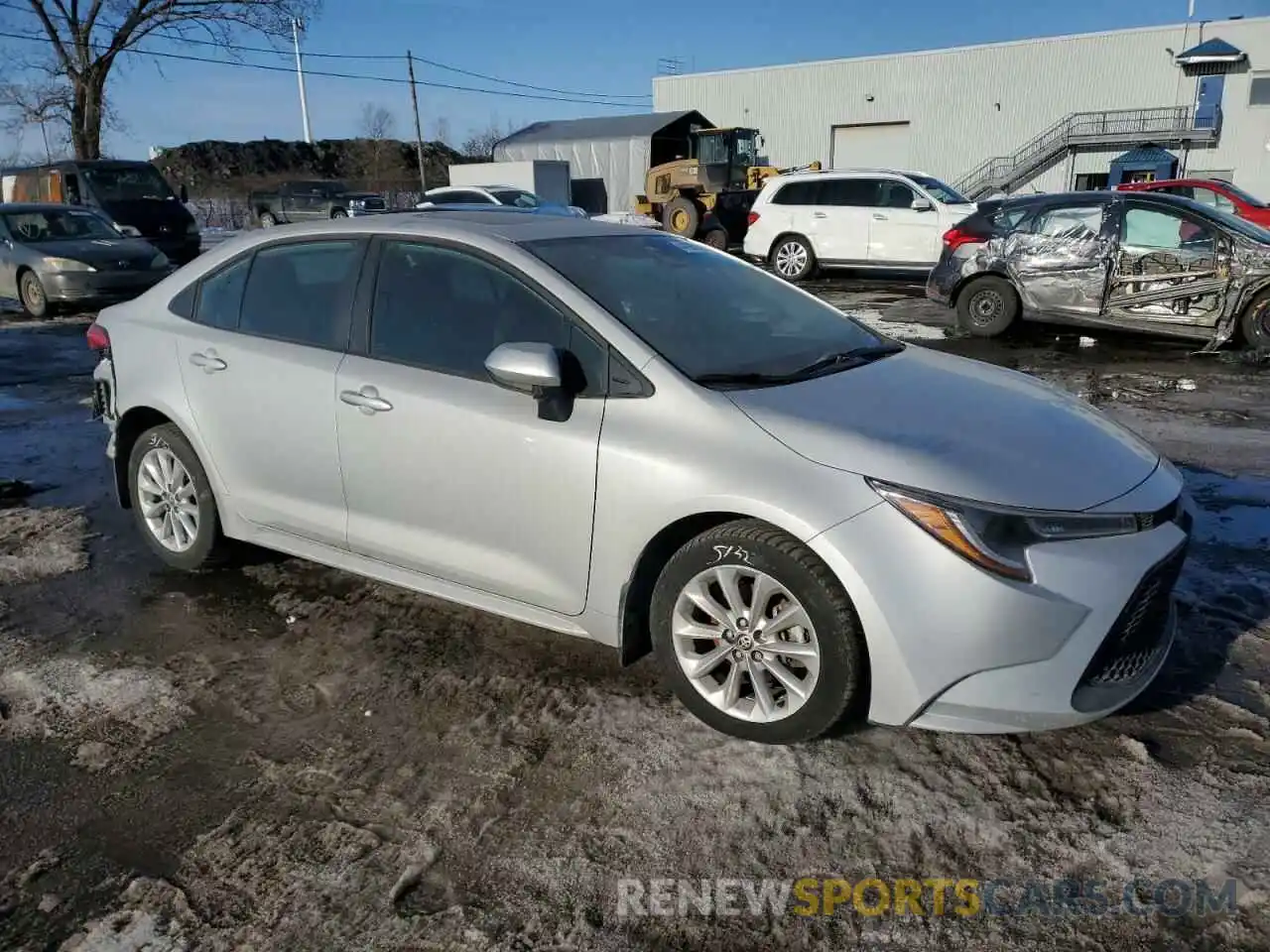 4 Photograph of a damaged car 5YFBPMBE2NP284698 TOYOTA COROLLA 2022