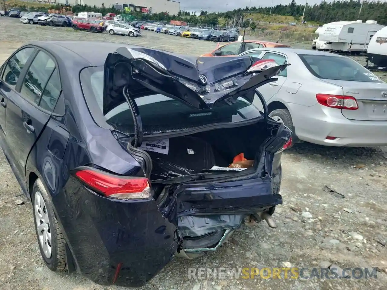 9 Photograph of a damaged car 5YFBPMBE7NP303763 TOYOTA COROLLA 2022