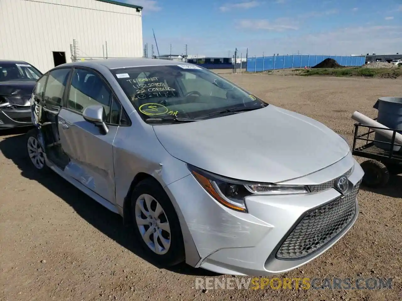 1 Photograph of a damaged car 5YFBPMBE9NP271964 TOYOTA COROLLA 2022