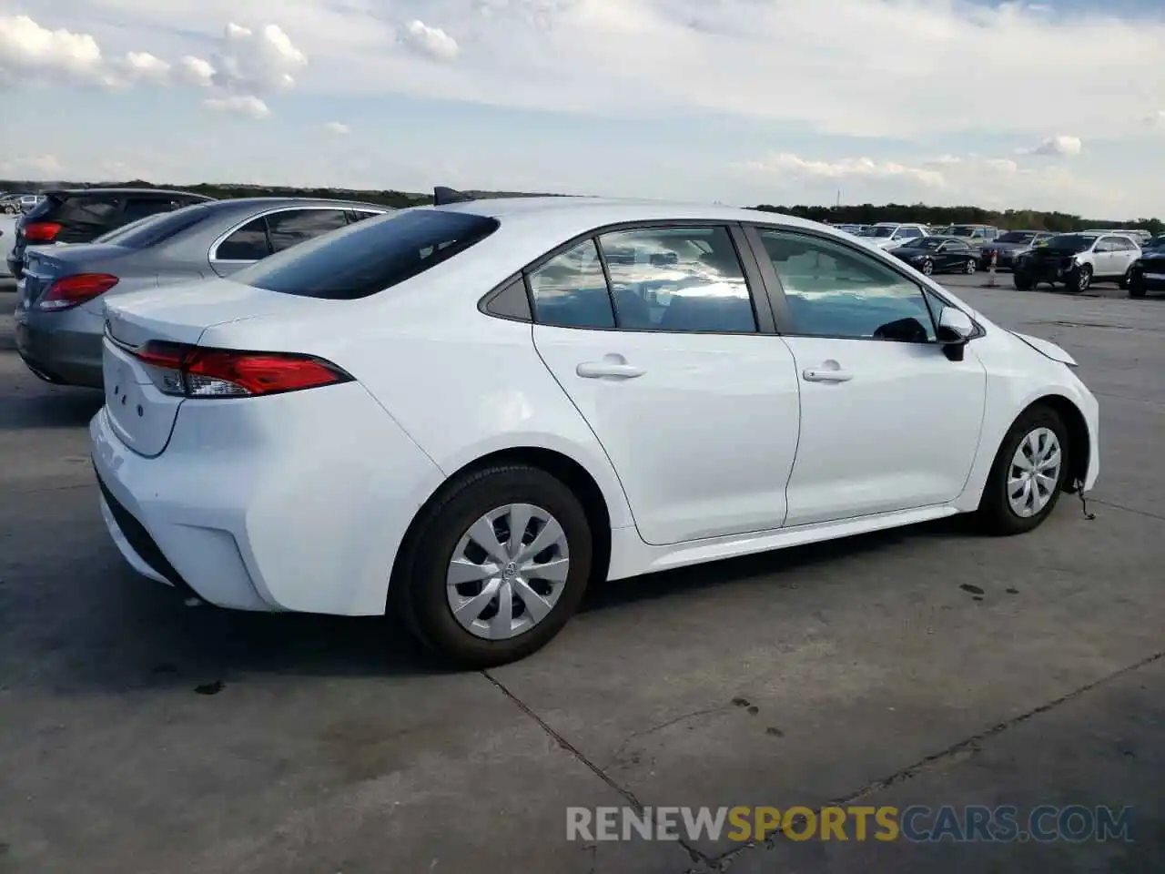 3 Photograph of a damaged car 5YFDPMAE0NP278764 TOYOTA COROLLA 2022