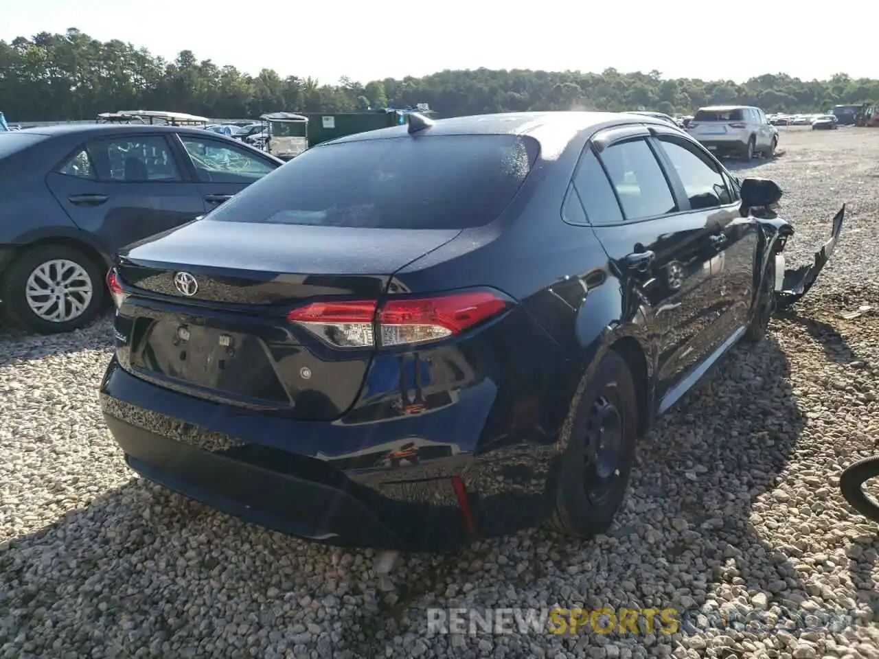 4 Photograph of a damaged car 5YFDPMAE1NP319614 TOYOTA COROLLA 2022