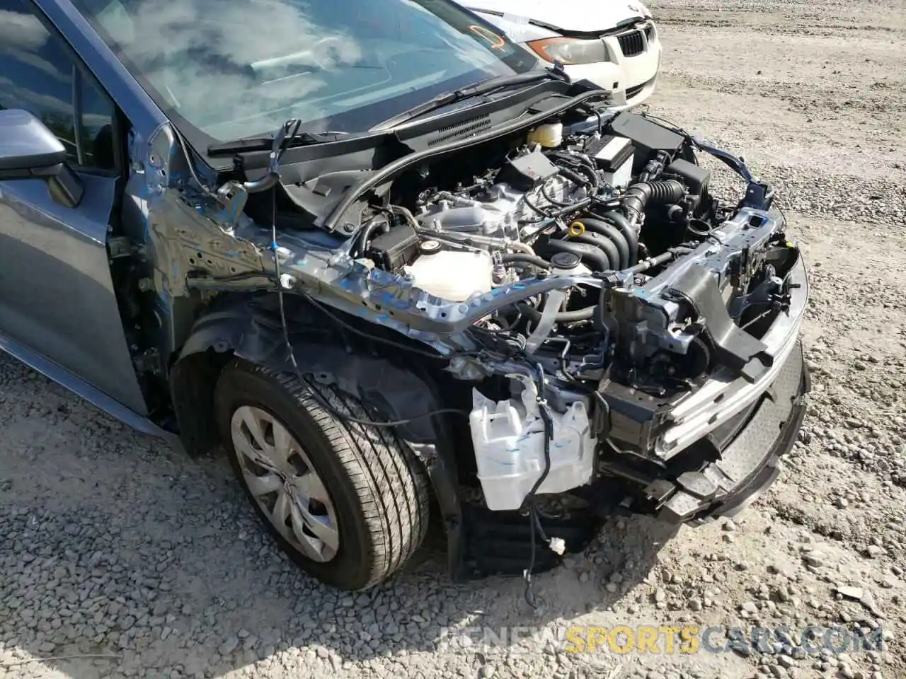 9 Photograph of a damaged car 5YFDPMAE5NP284799 TOYOTA COROLLA 2022