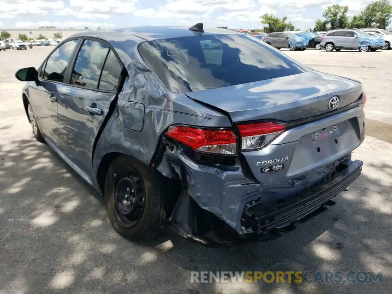 3 Photograph of a damaged car 5YFDPMAE7NP290023 TOYOTA COROLLA 2022