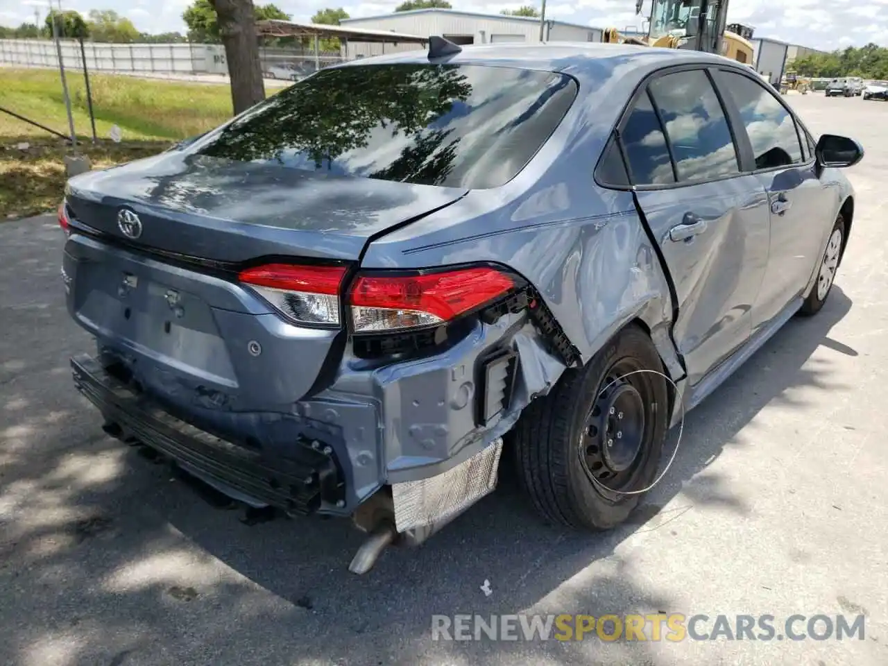 4 Photograph of a damaged car 5YFDPMAE7NP290023 TOYOTA COROLLA 2022