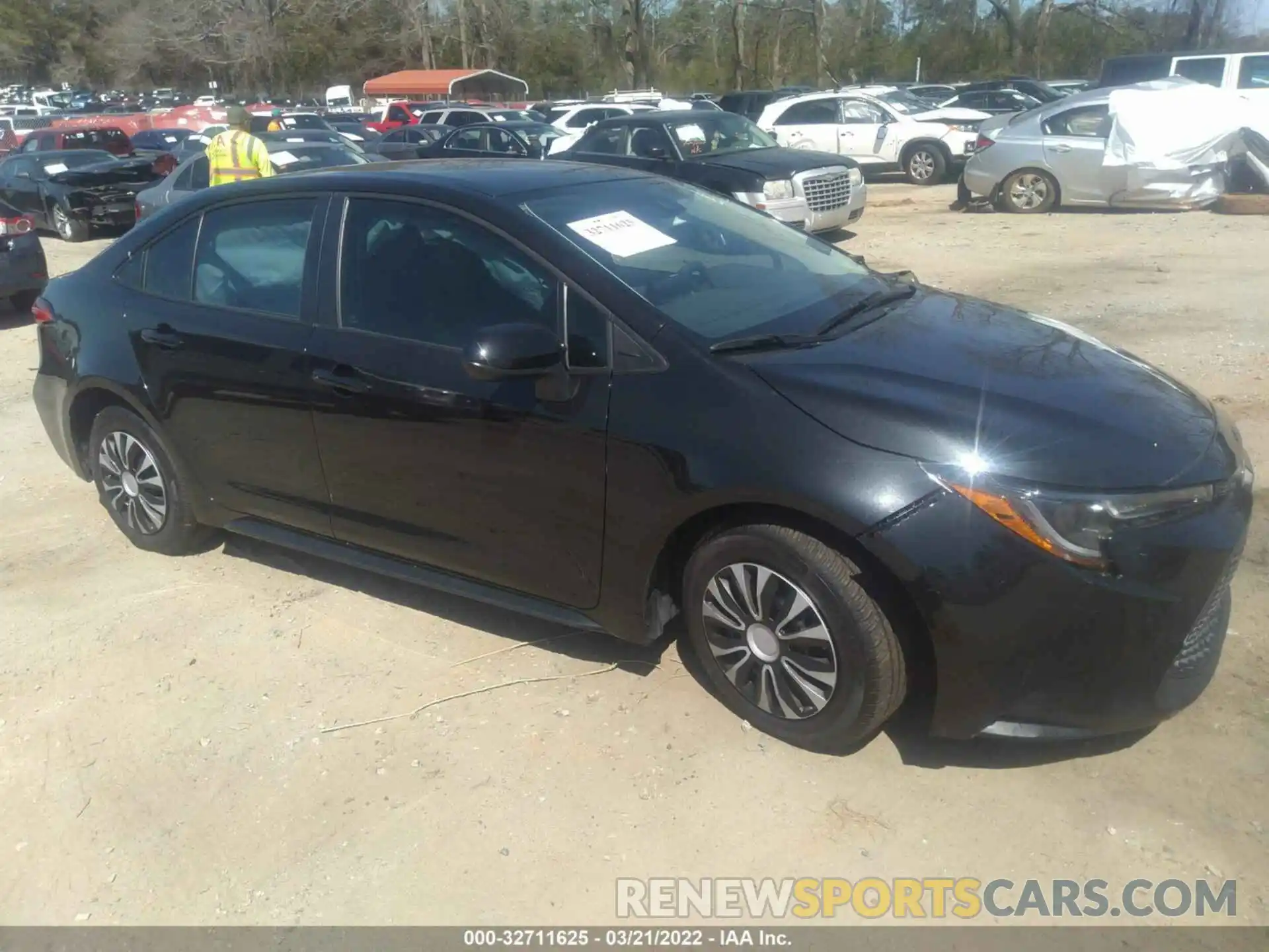 1 Photograph of a damaged car 5YFDPMAE9NP278083 TOYOTA COROLLA 2022