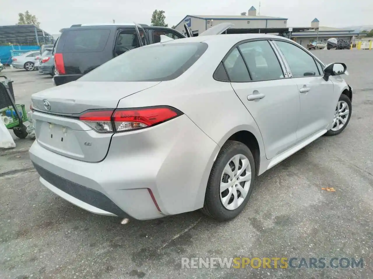 4 Photograph of a damaged car 5YFEPMAE0NP273147 TOYOTA COROLLA 2022